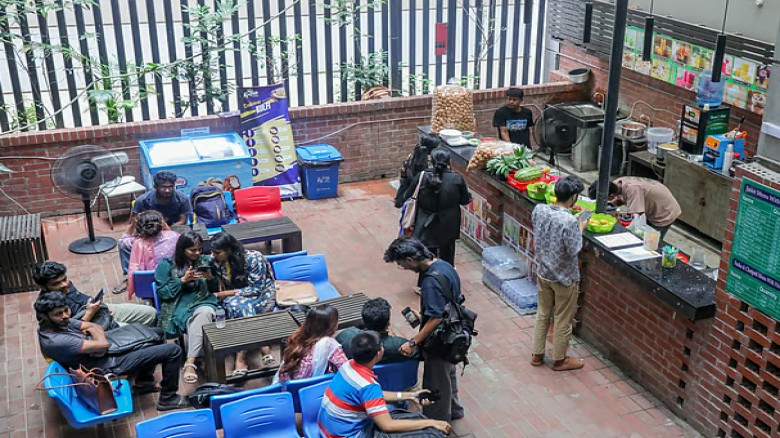 ইউএপির ক্লাব যেভাবে আমাদের বদলে দেয়